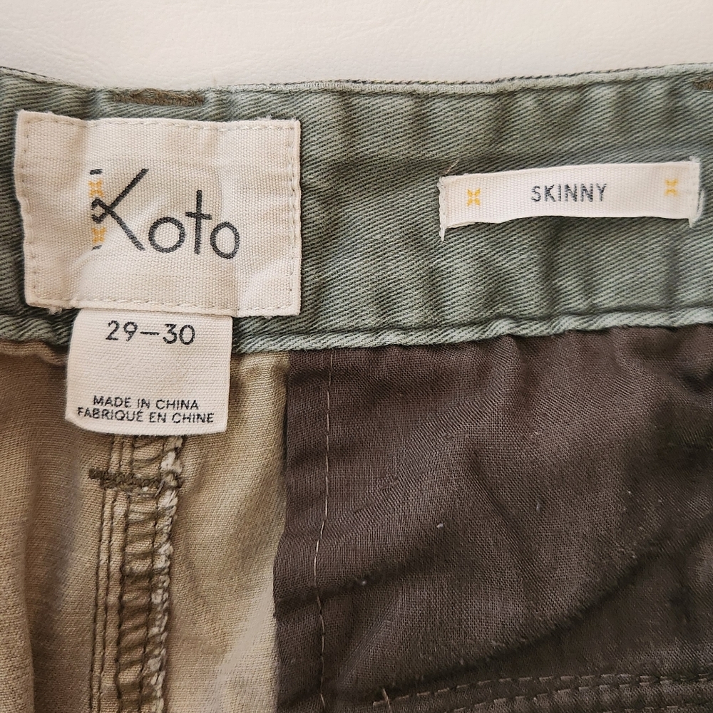 Koto x UO Skinny Tiger Print Camo Men Chino - Picture 6 of 15